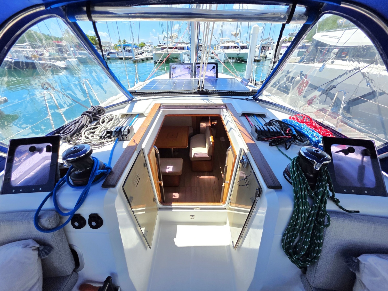 Adventure 1 47ft Jeanneau Yacht For Sale