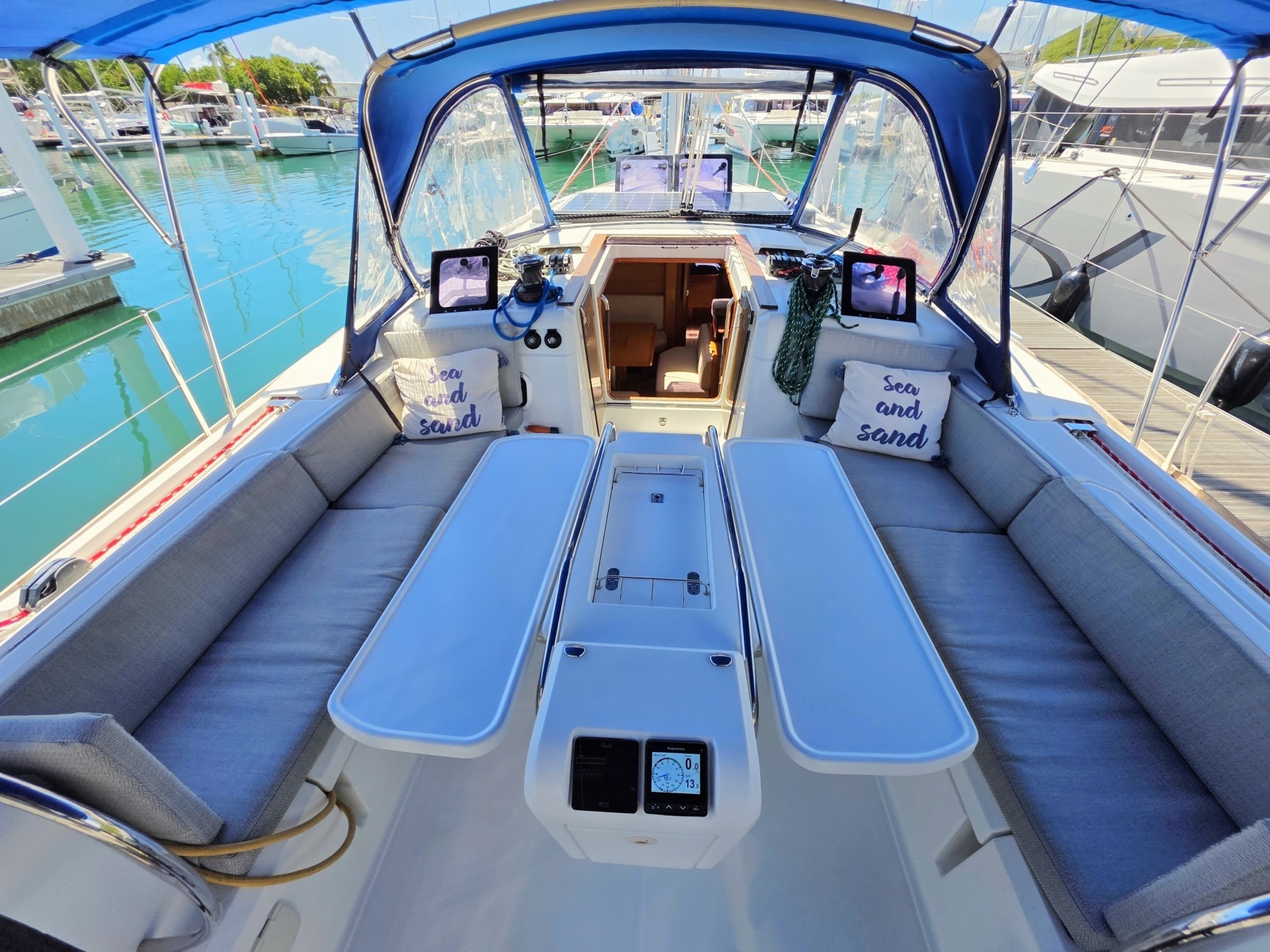 Adventure 1 47ft Jeanneau Yacht For Sale