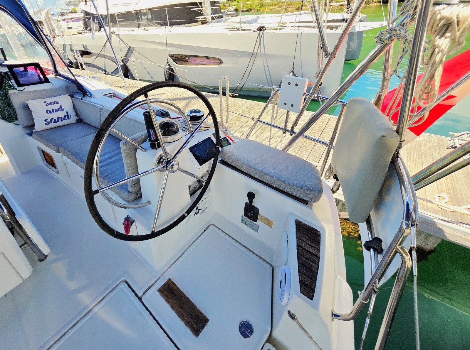 Adventure 1 47ft Jeanneau Yacht For Sale