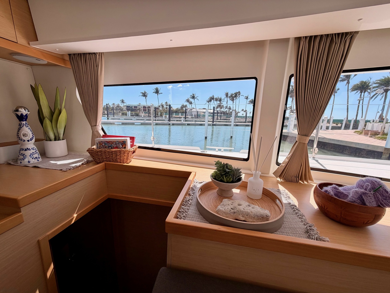 42' 2017 Lagoon 42 OV