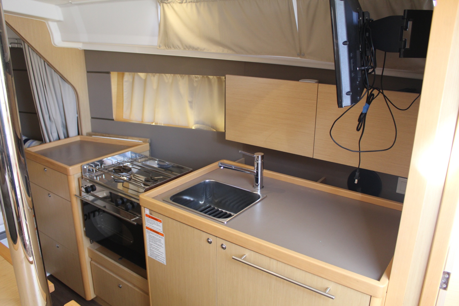 35' 2016 Beneteau 35 Oceanis