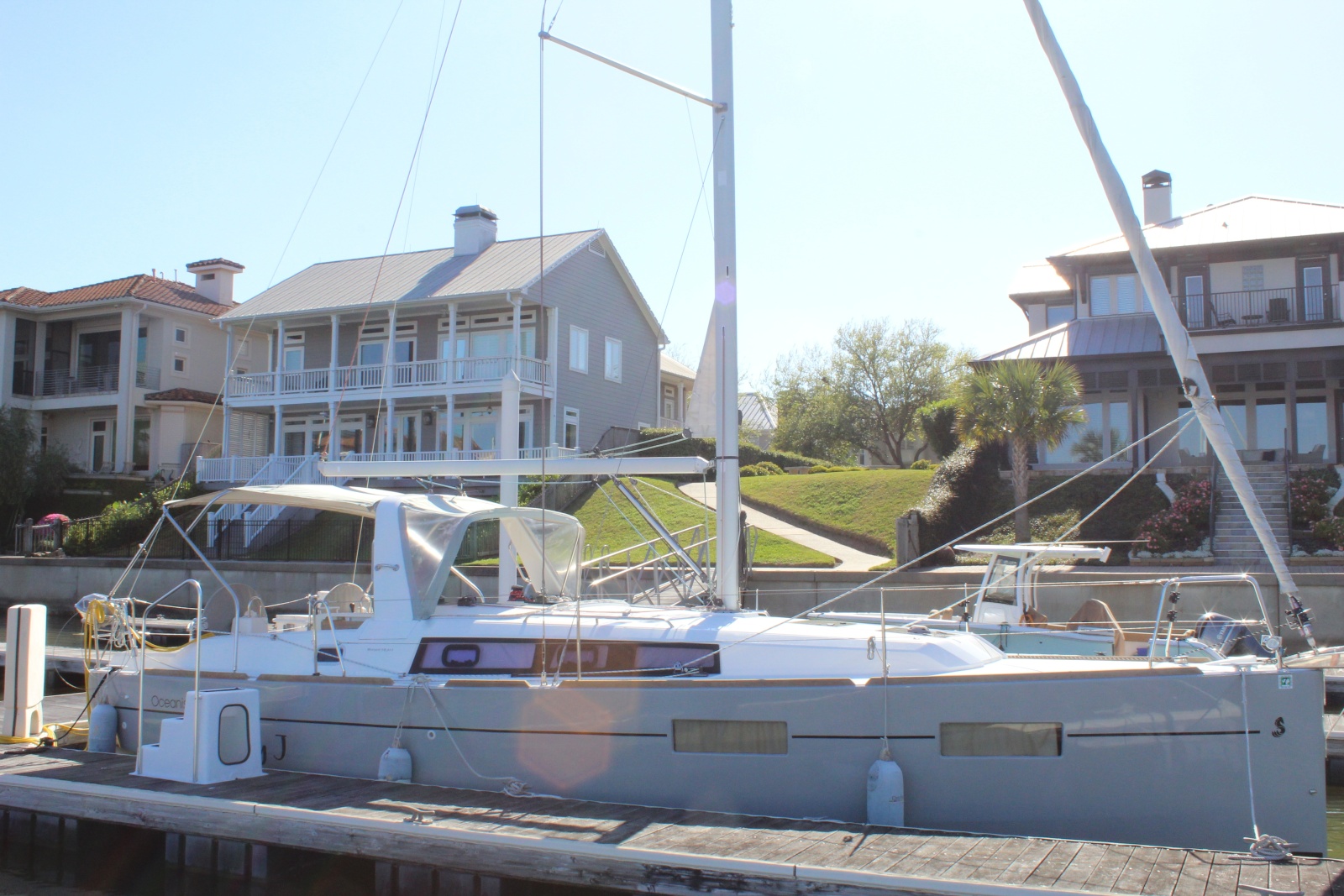 35' 2016 Beneteau 35 Oceanis