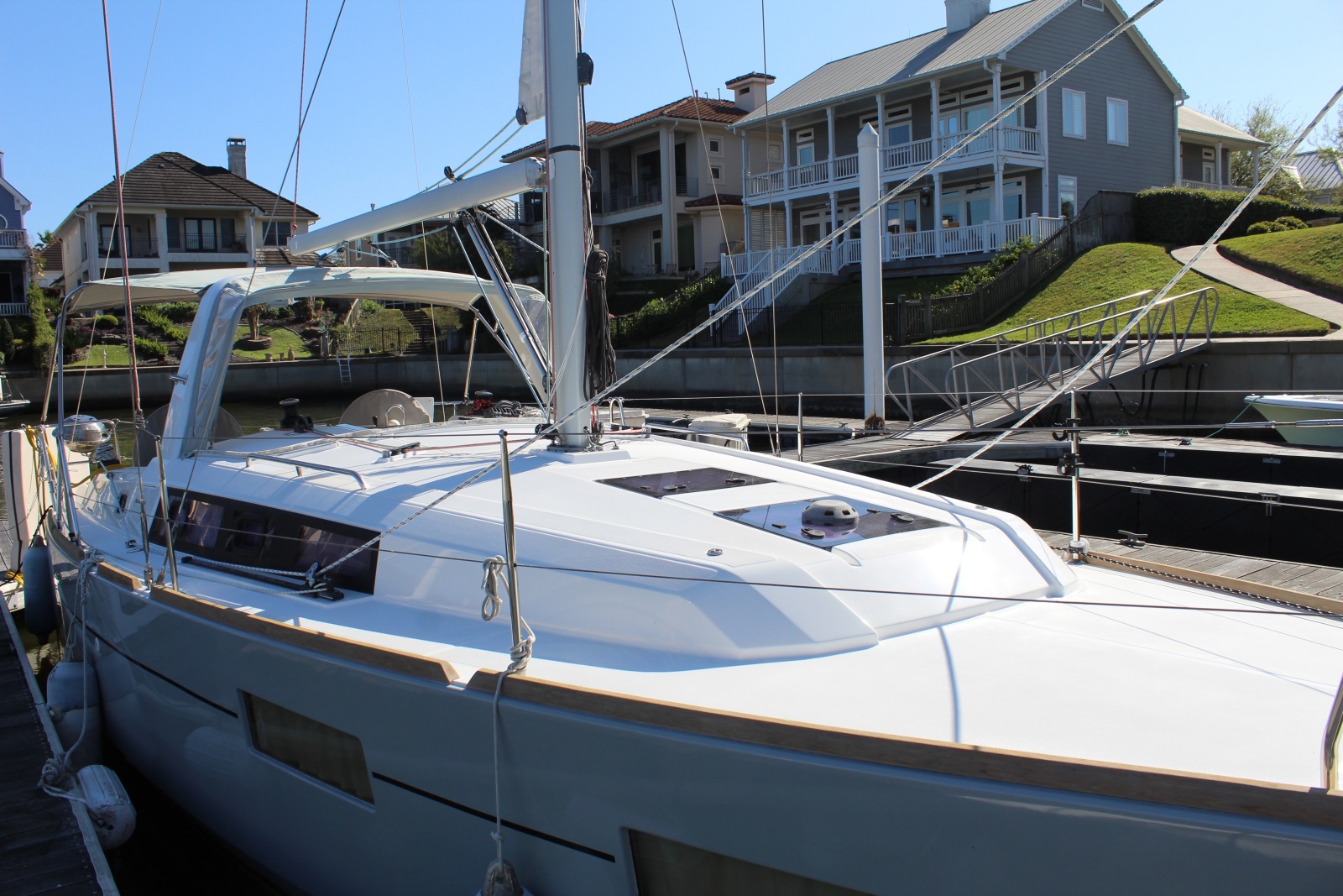 35' 2016 Beneteau 35 Oceanis