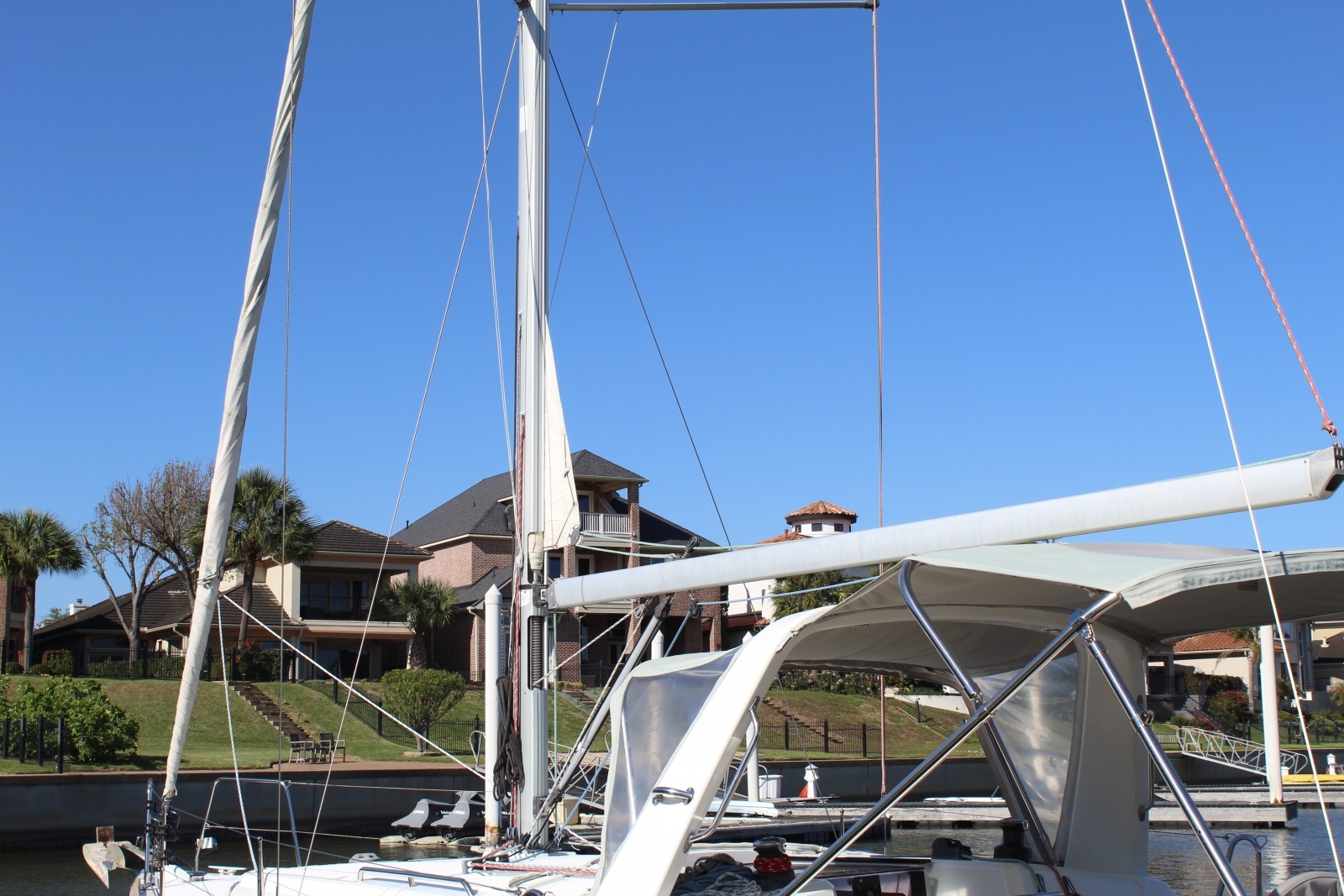 Avery J 35ft Beneteau Yacht For Sale