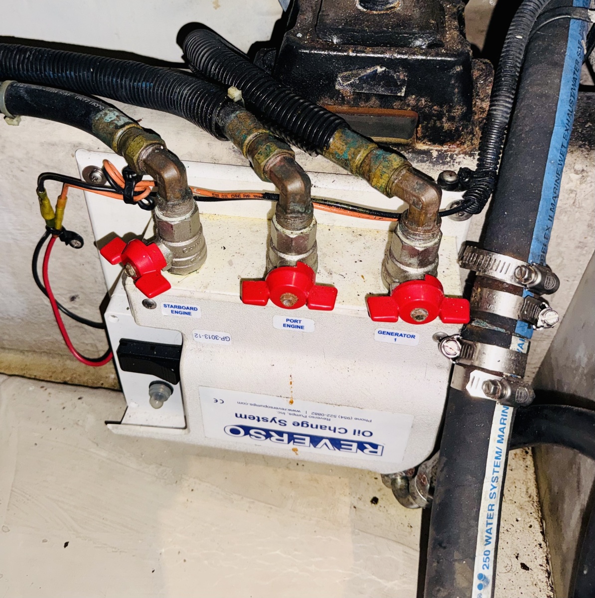 39' 2004 Sea Ray 390 Motor Yacht