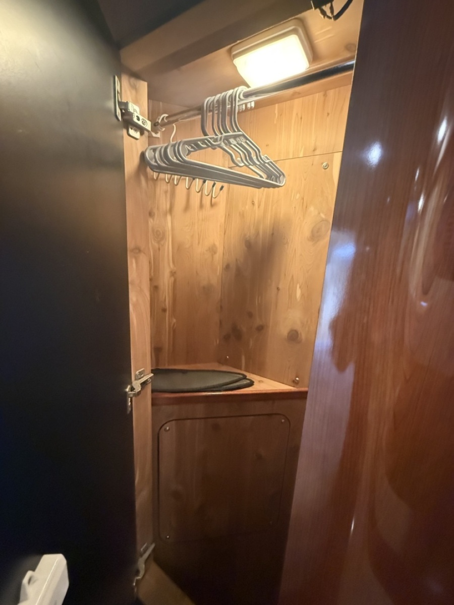 39' 2004 Sea Ray 390 Motor Yacht