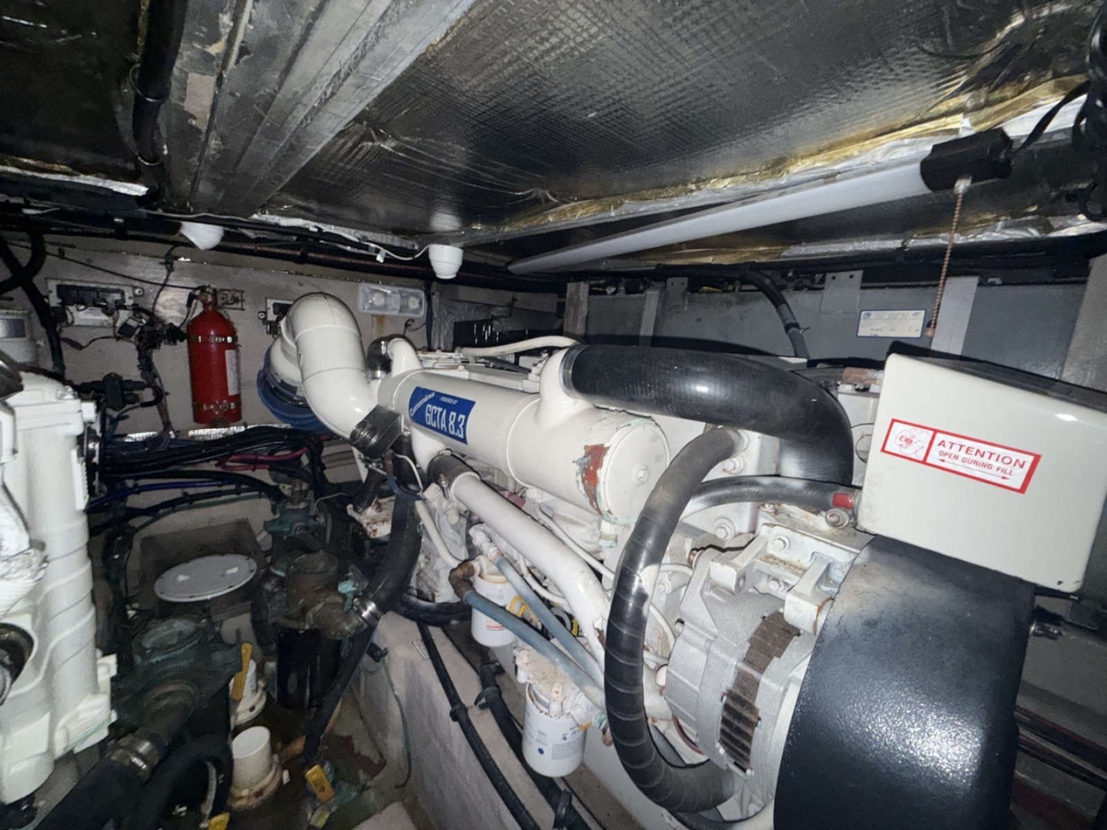 2004 Sea Ray 390 Motor Yacht