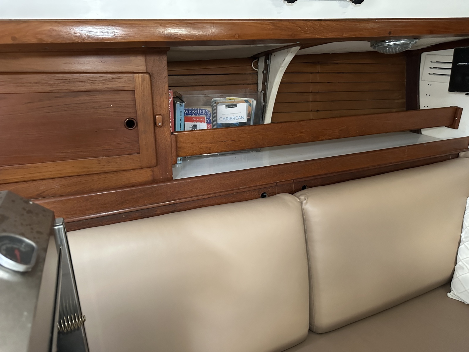 1976 Valiant Valiant 40