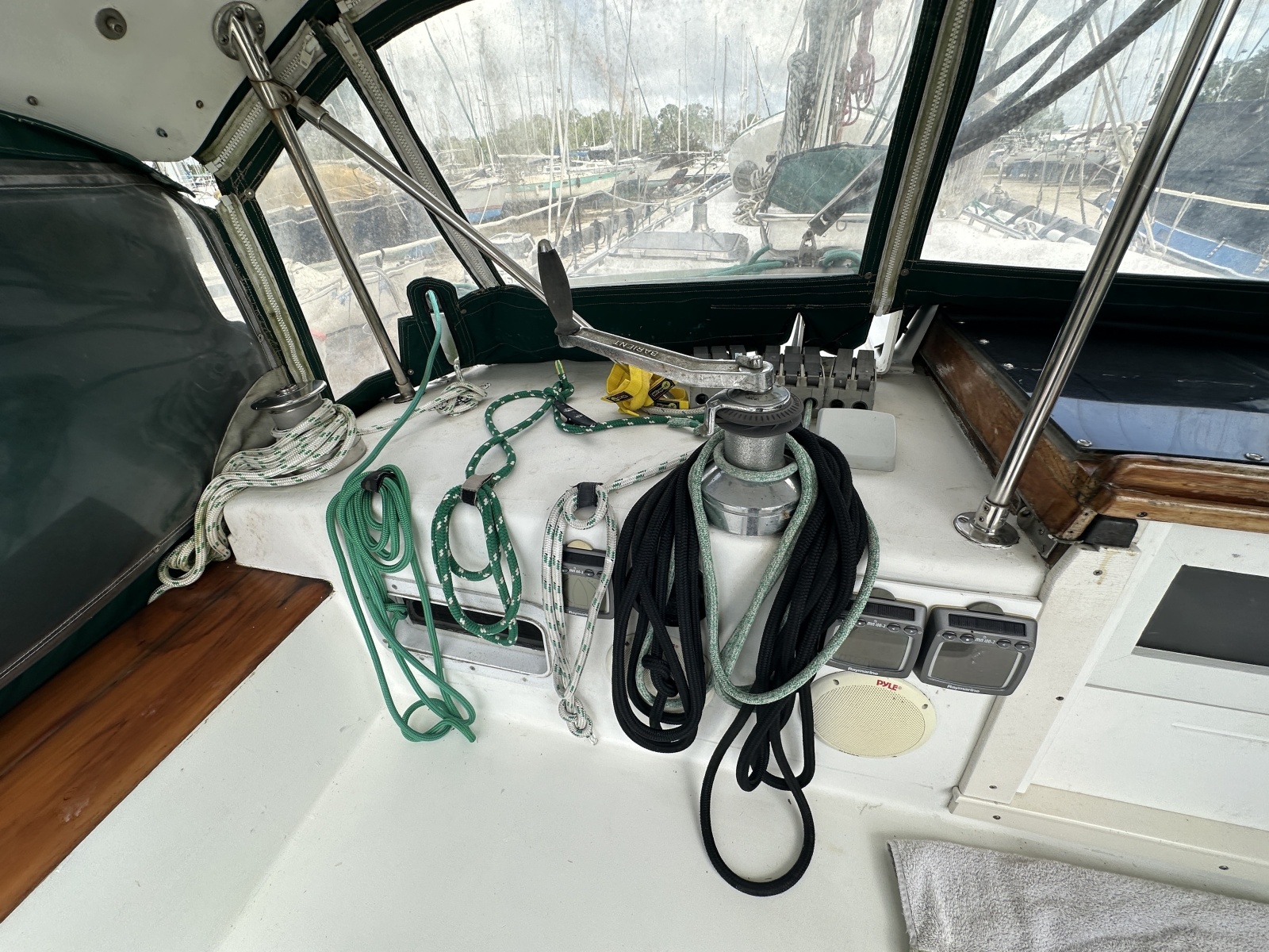 1976 Valiant Valiant 40