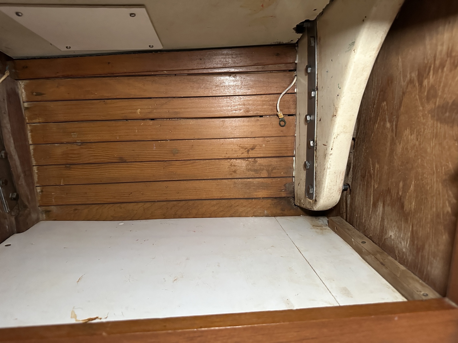 40' 1976 Valiant Valiant 40