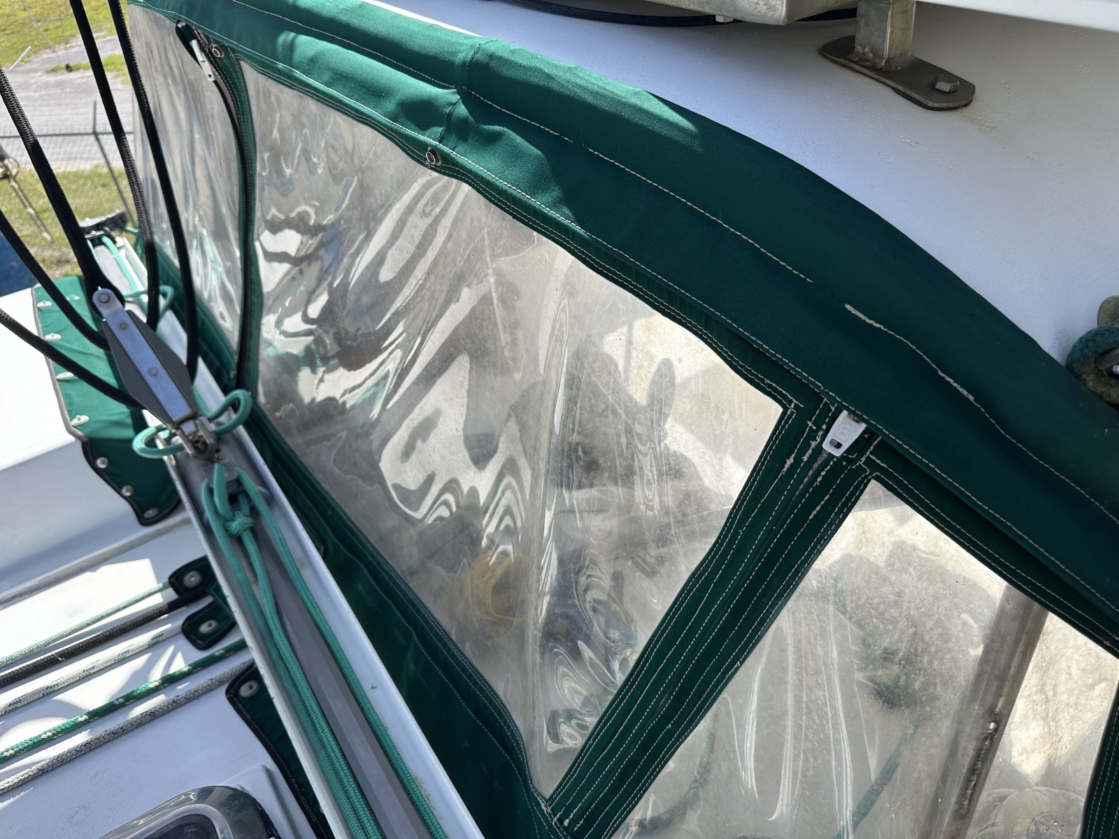 40' 1976 Valiant Valiant 40