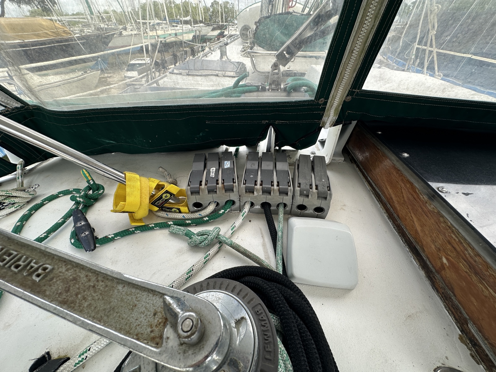 40' 1976 Valiant Valiant 40