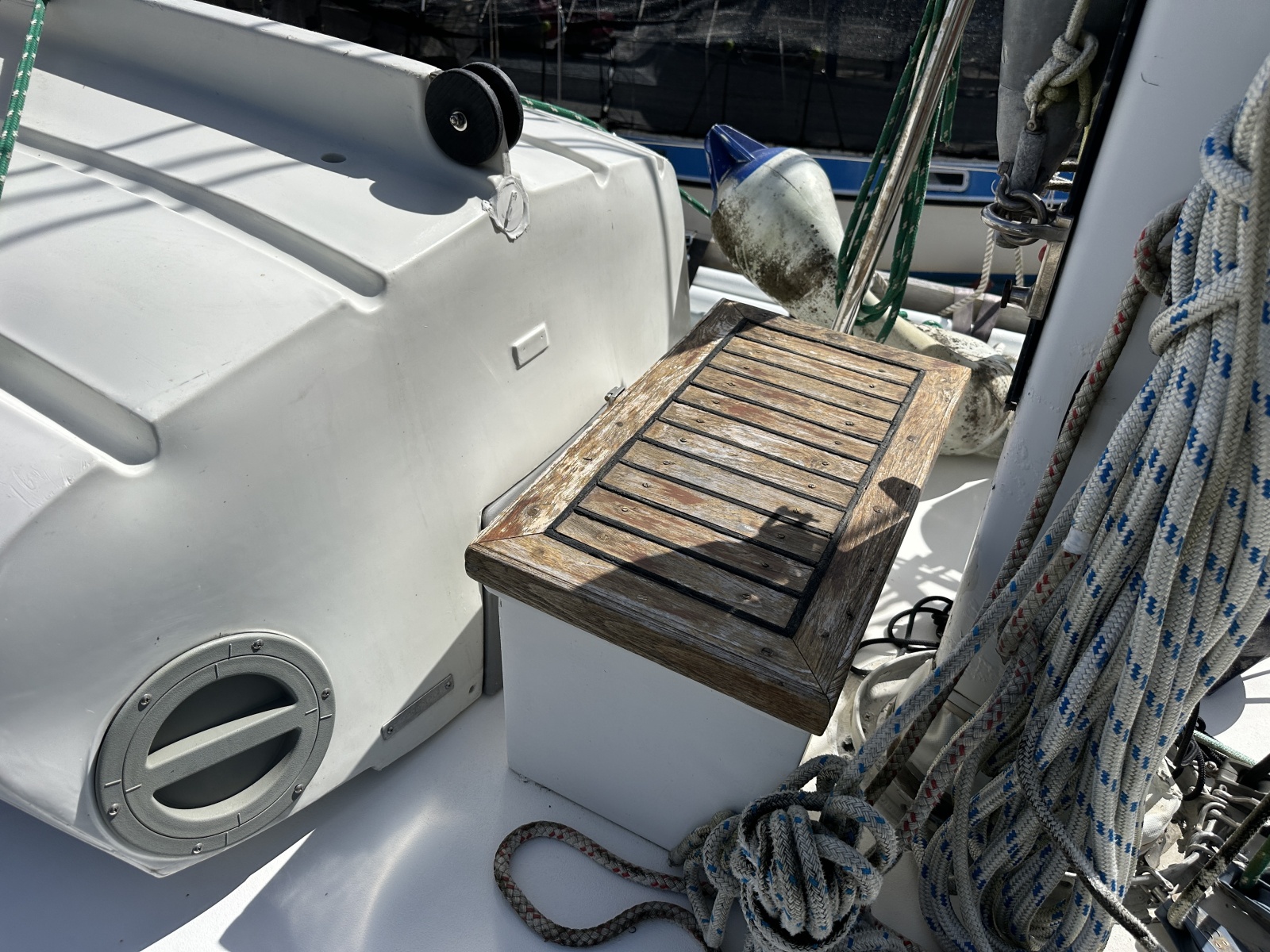 40' 1976 Valiant Valiant 40