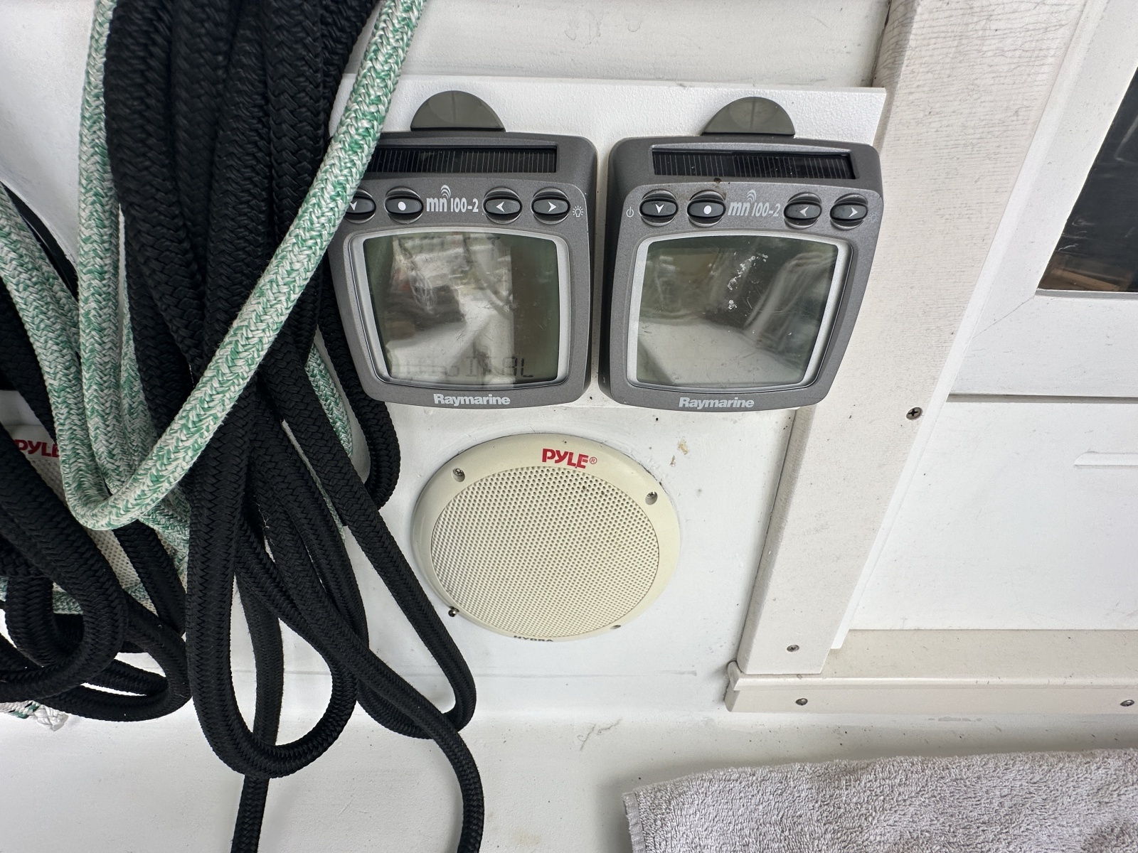 1976 Valiant Valiant 40