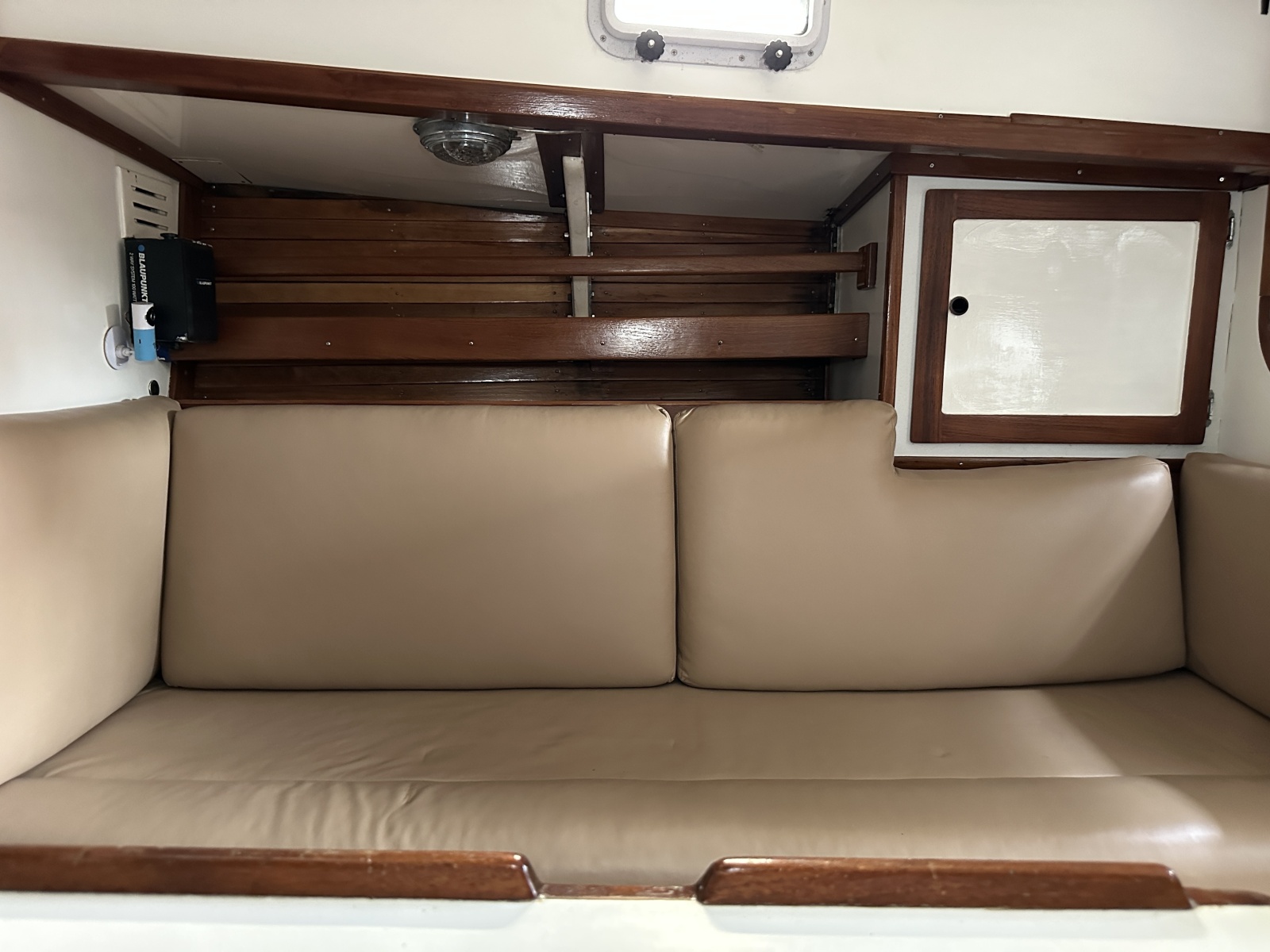 40' 1976 Valiant Valiant 40