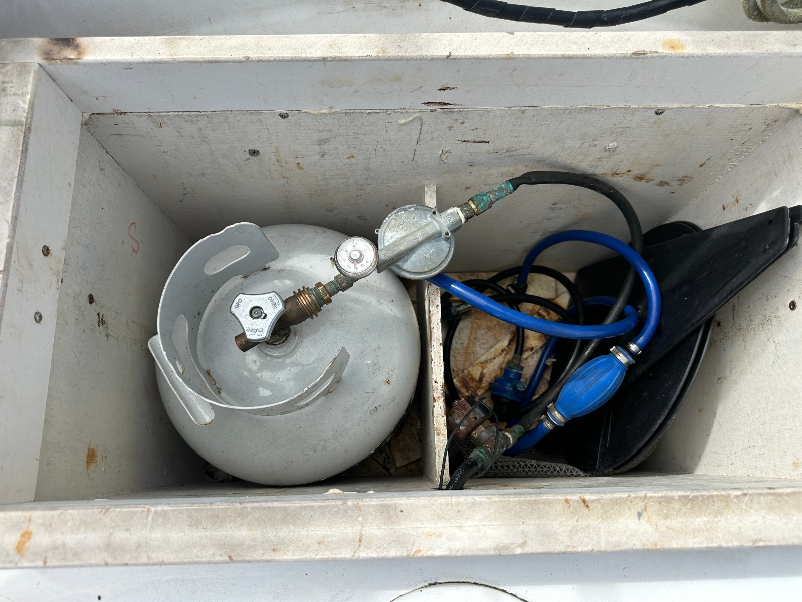 40' 1976 Valiant Valiant 40