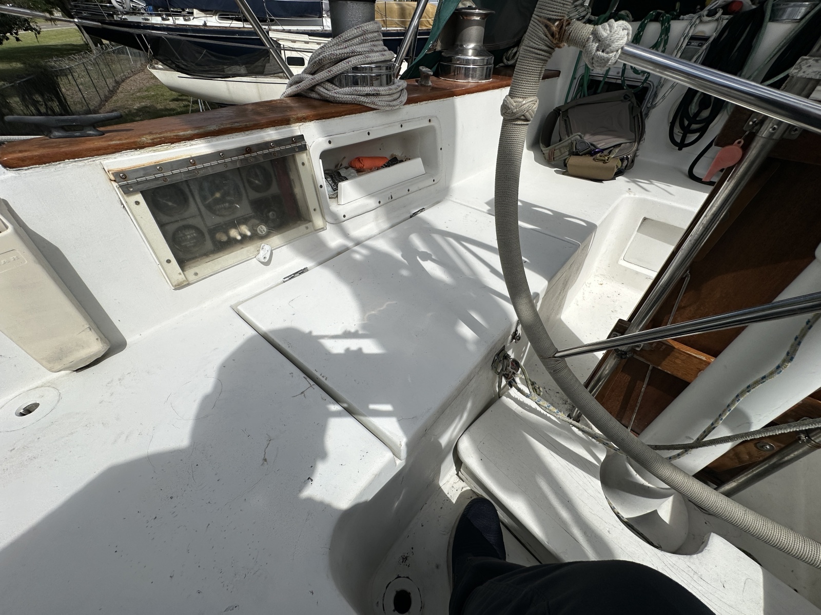 40' 1976 Valiant Valiant 40