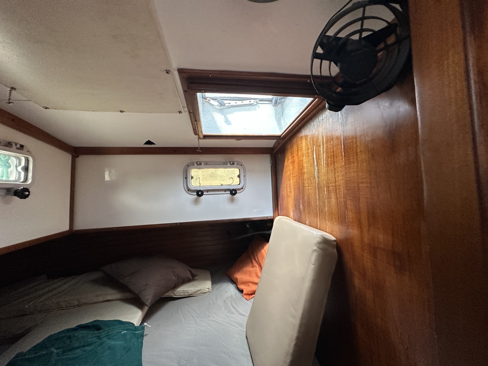 1976 Valiant Valiant 40