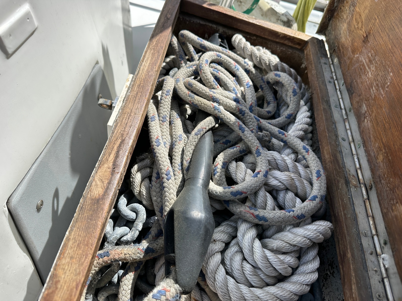 40' 1976 Valiant Valiant 40