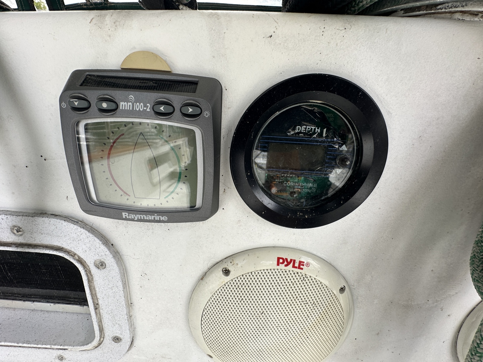 40' 1976 Valiant Valiant 40