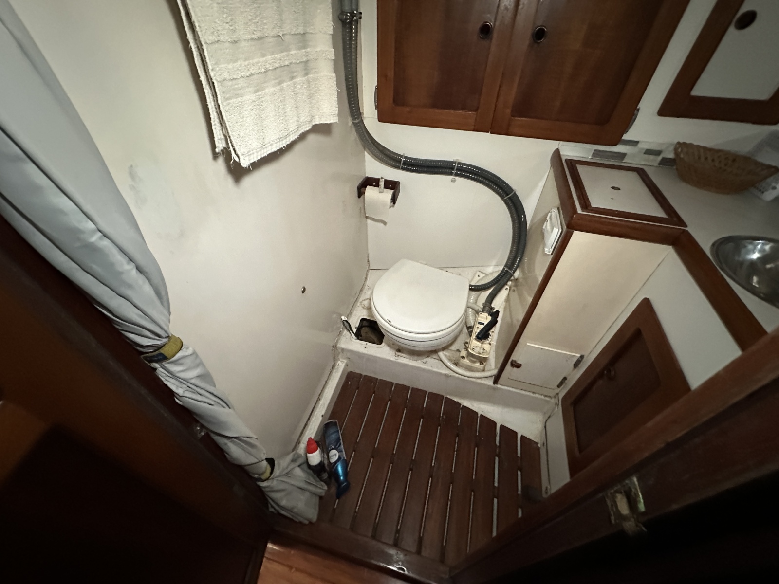 40' 1976 Valiant Valiant 40