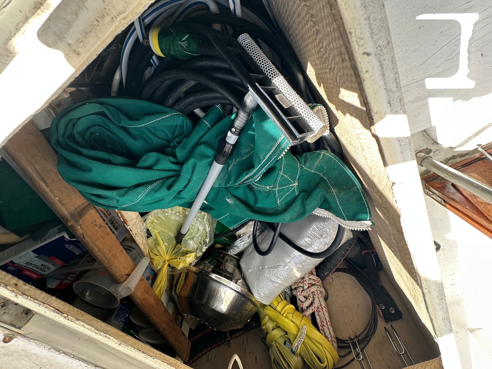 40' 1976 Valiant Valiant 40