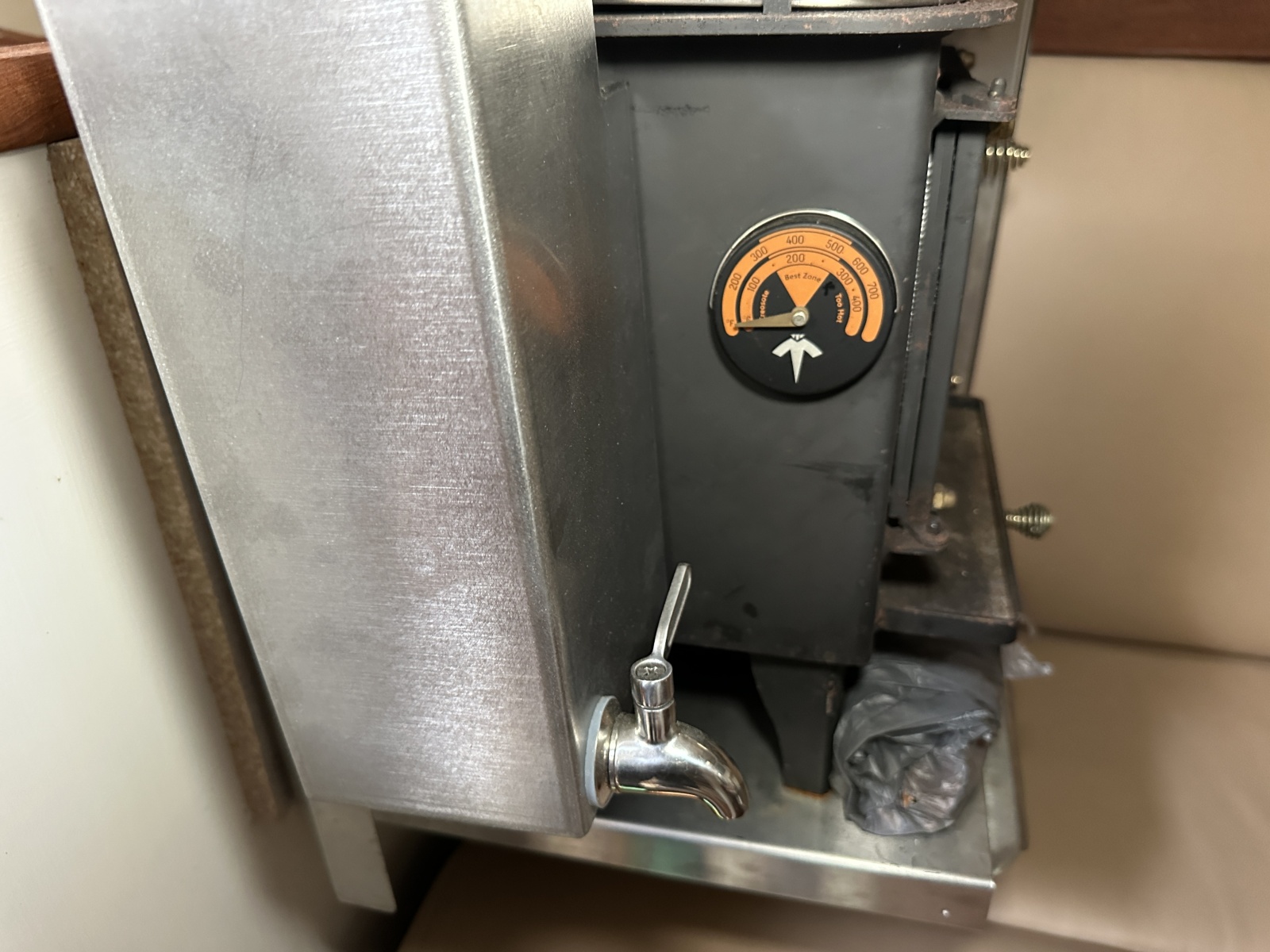 40' 1976 Valiant Valiant 40