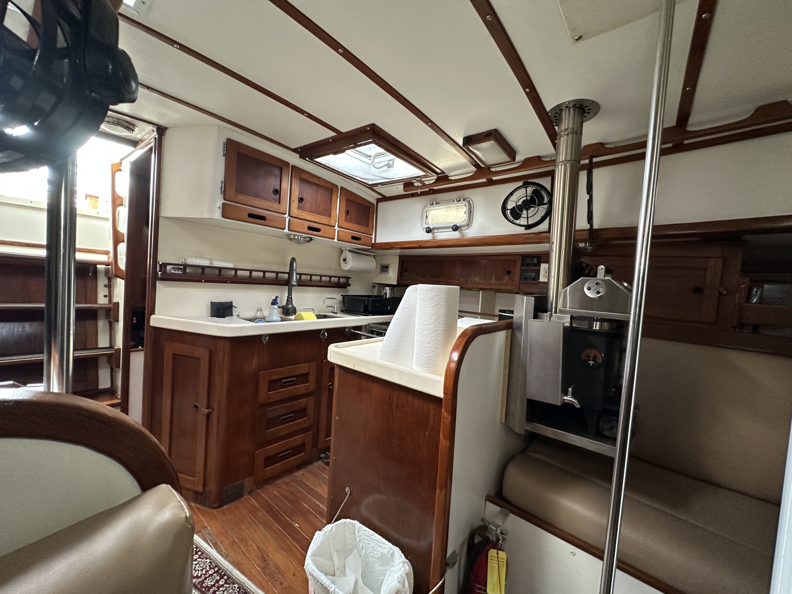 40' 1976 Valiant Valiant 40