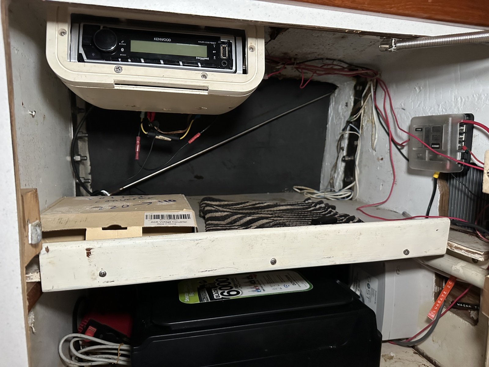 40' 1976 Valiant Valiant 40