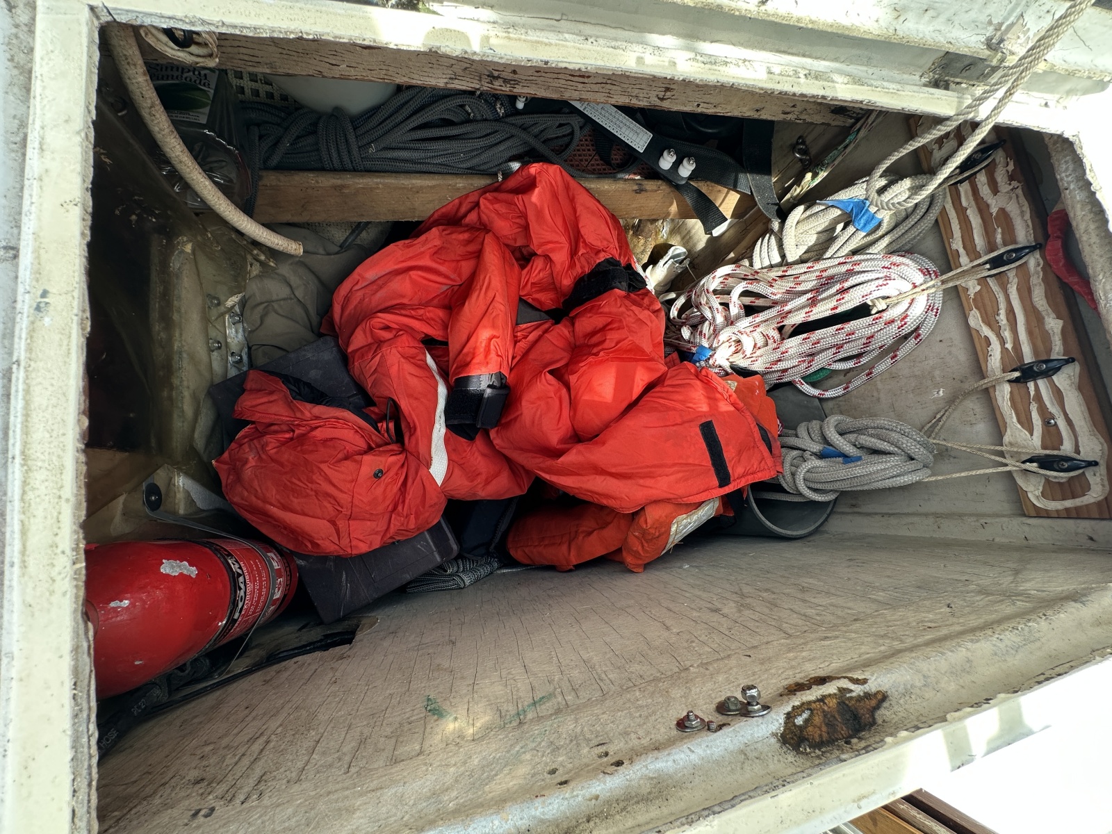 40' 1976 Valiant Valiant 40