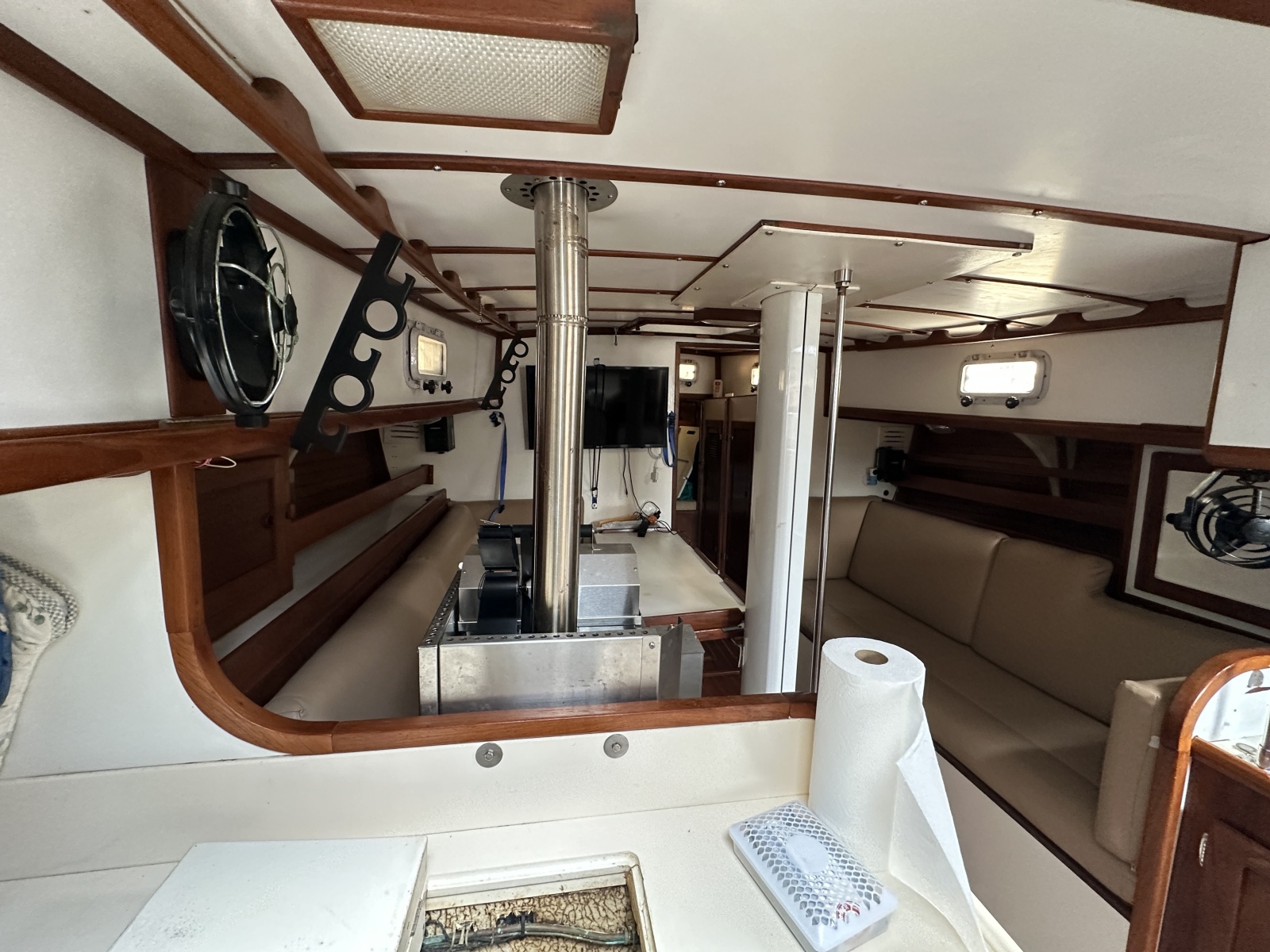 40' 1976 Valiant Valiant 40