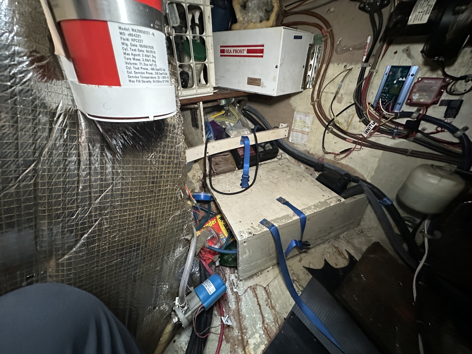 40' 1976 Valiant Valiant 40