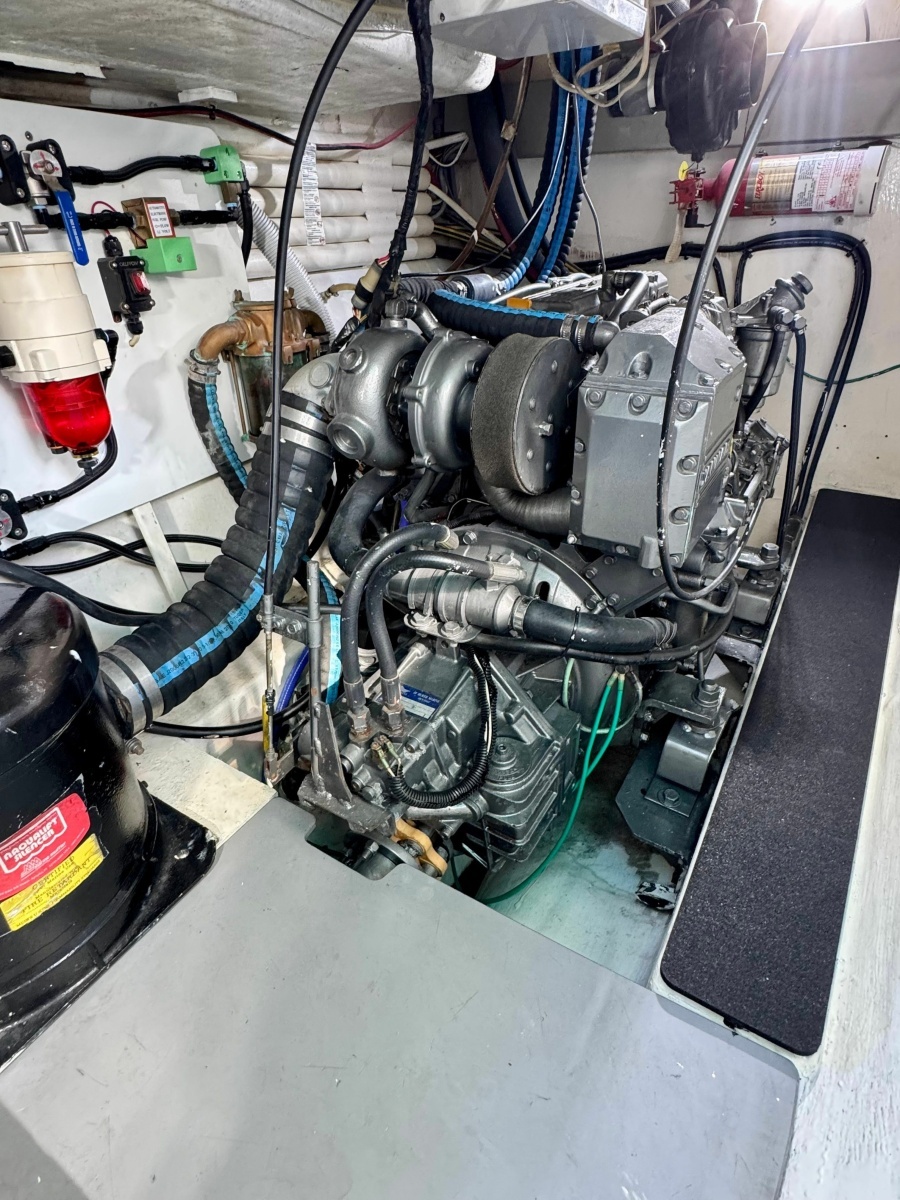 Knotty Cat 37ft Fountaine Pajot Yacht For Sale