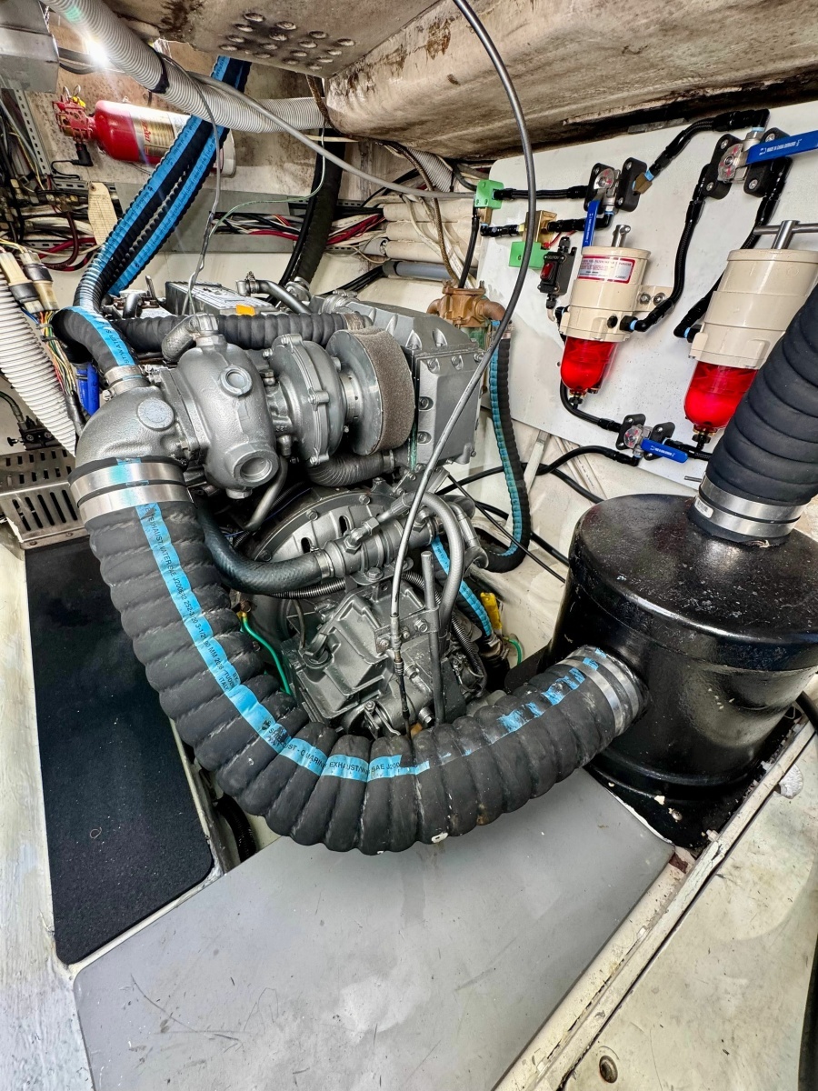 Knotty Cat 37ft Fountaine Pajot Yacht For Sale