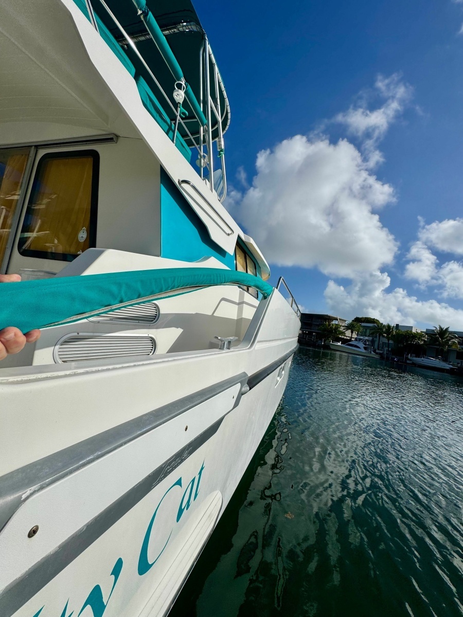 Knotty Cat 37ft Fountaine Pajot Yacht For Sale