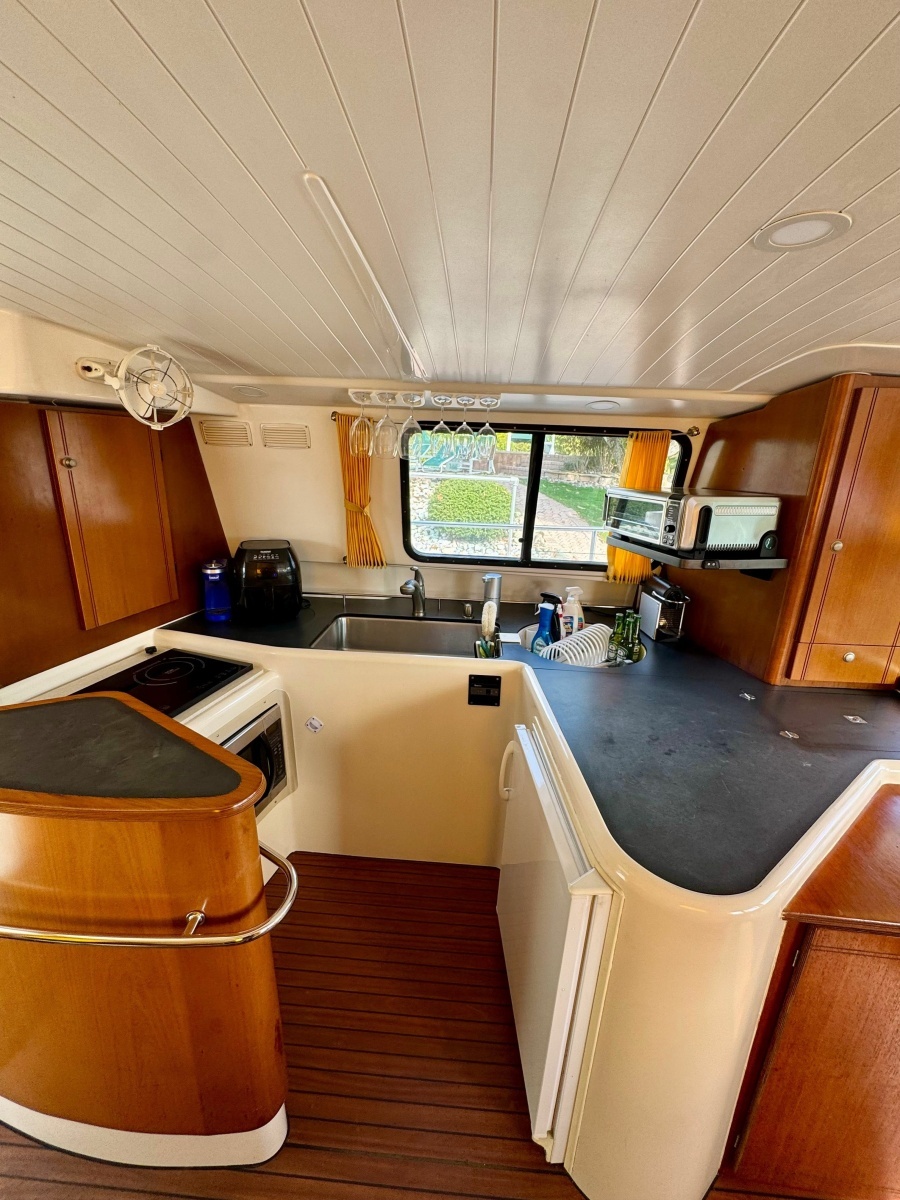 Knotty Cat 37ft Fountaine Pajot Yacht For Sale