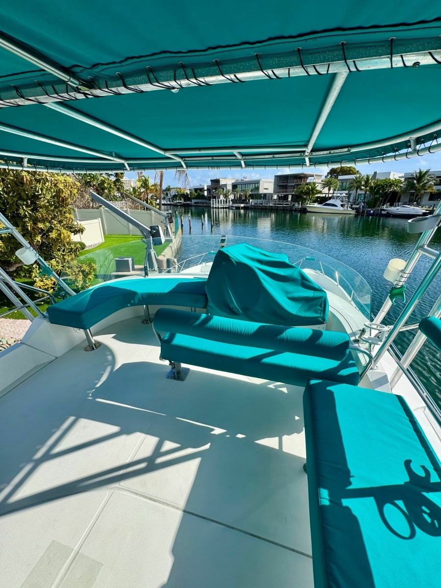 Knotty Cat 37ft Fountaine Pajot Yacht For Sale