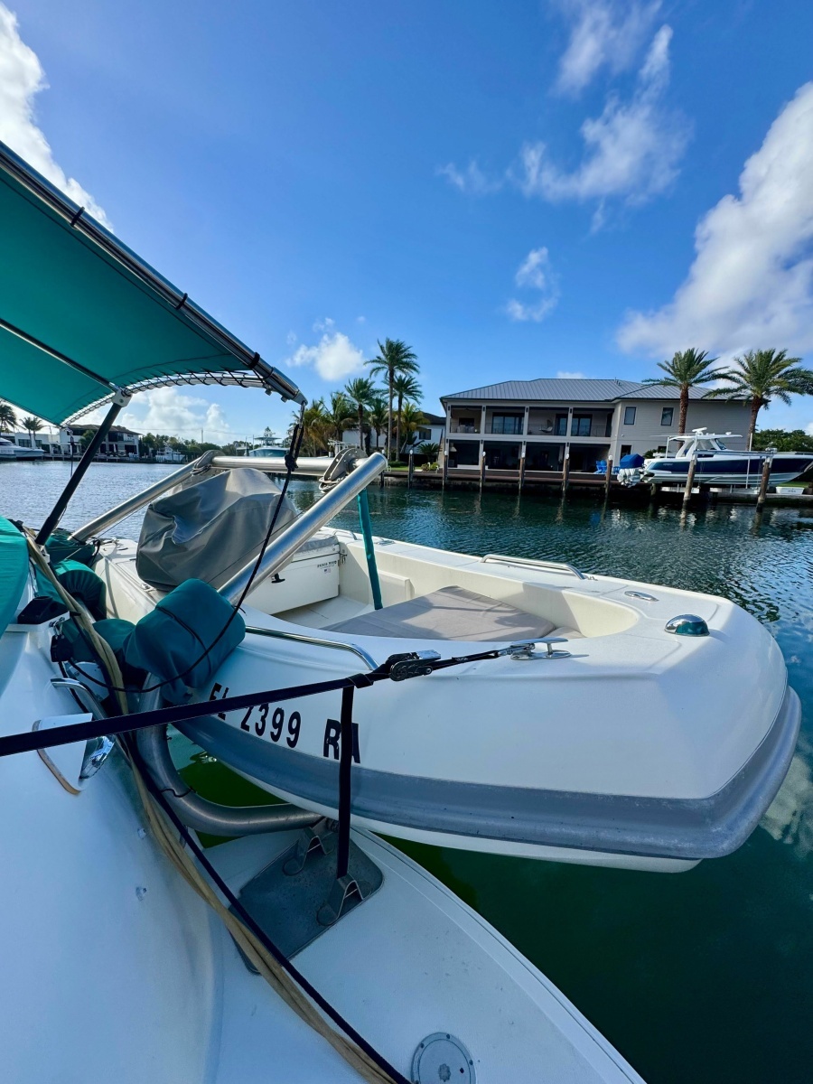 Knotty Cat 37ft Fountaine Pajot Yacht For Sale