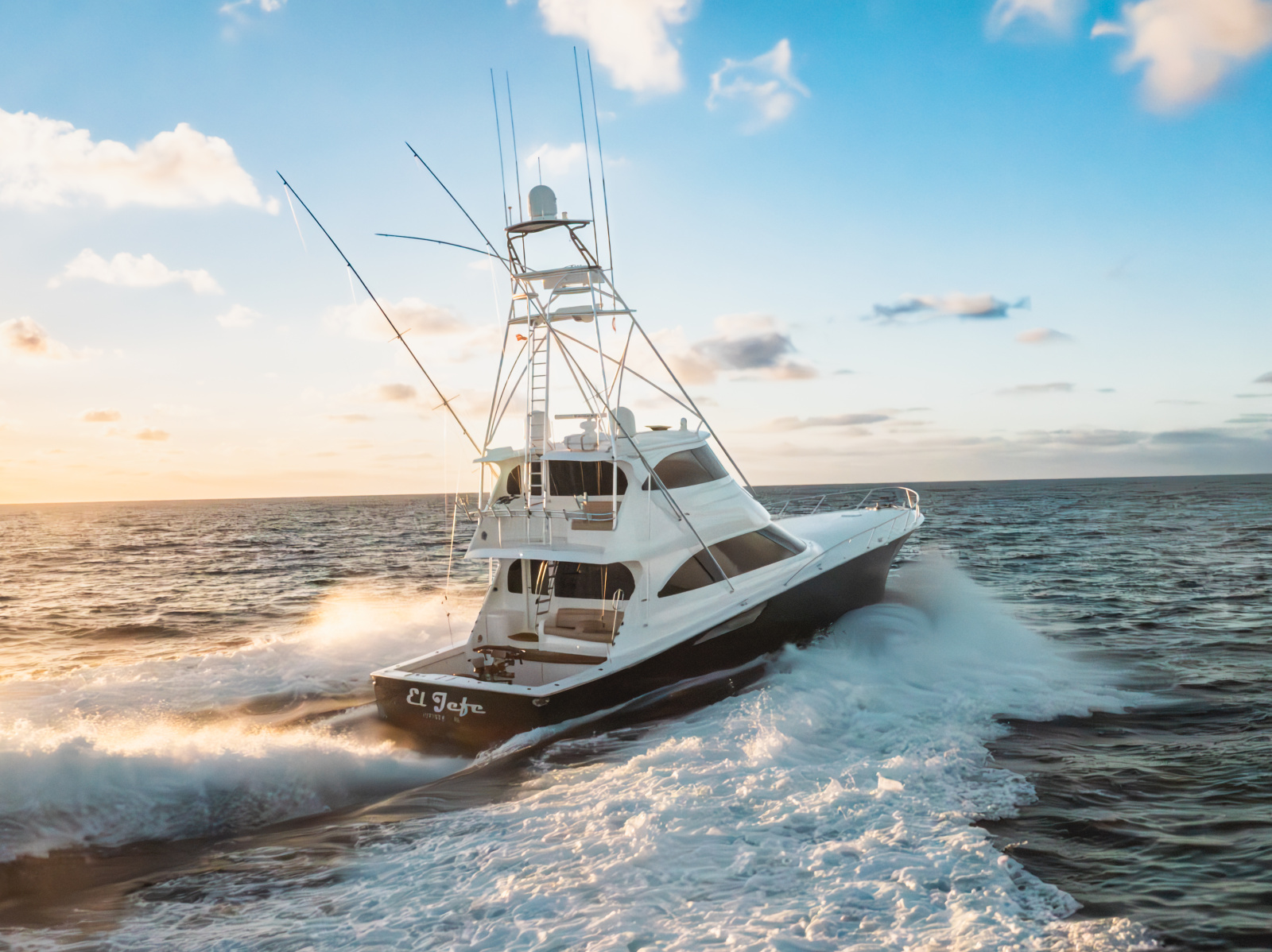 70' 2015 Viking 70 CV ENCLOSED BRIDGE