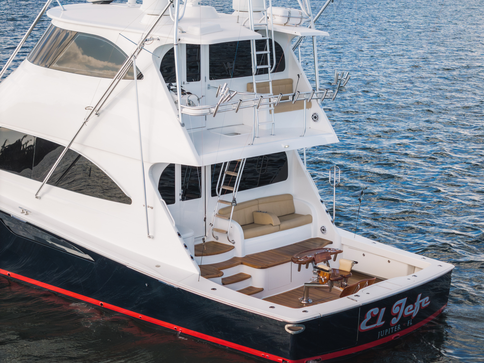 70' 2015 Viking 70 CV ENCLOSED BRIDGE