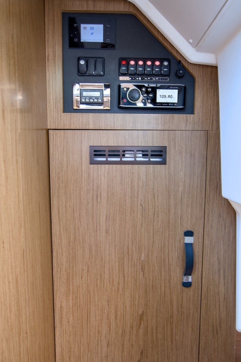 ZIA 37ft Jeanneau Yacht For Sale