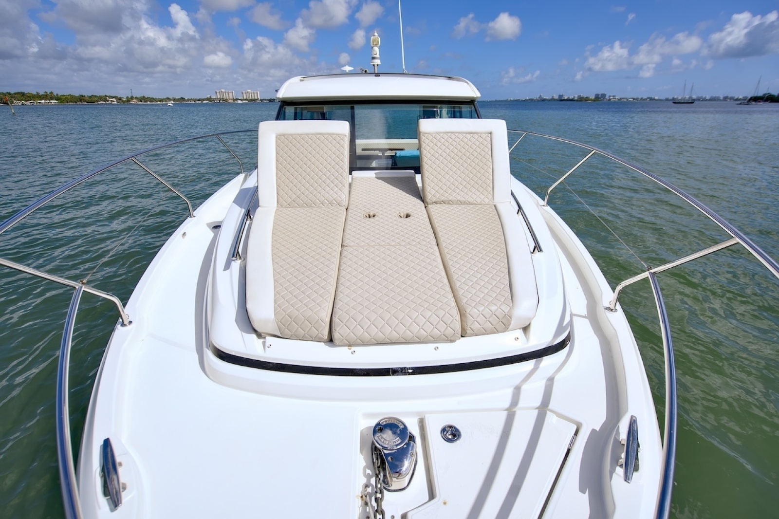 37' 2020 Jeanneau NC37