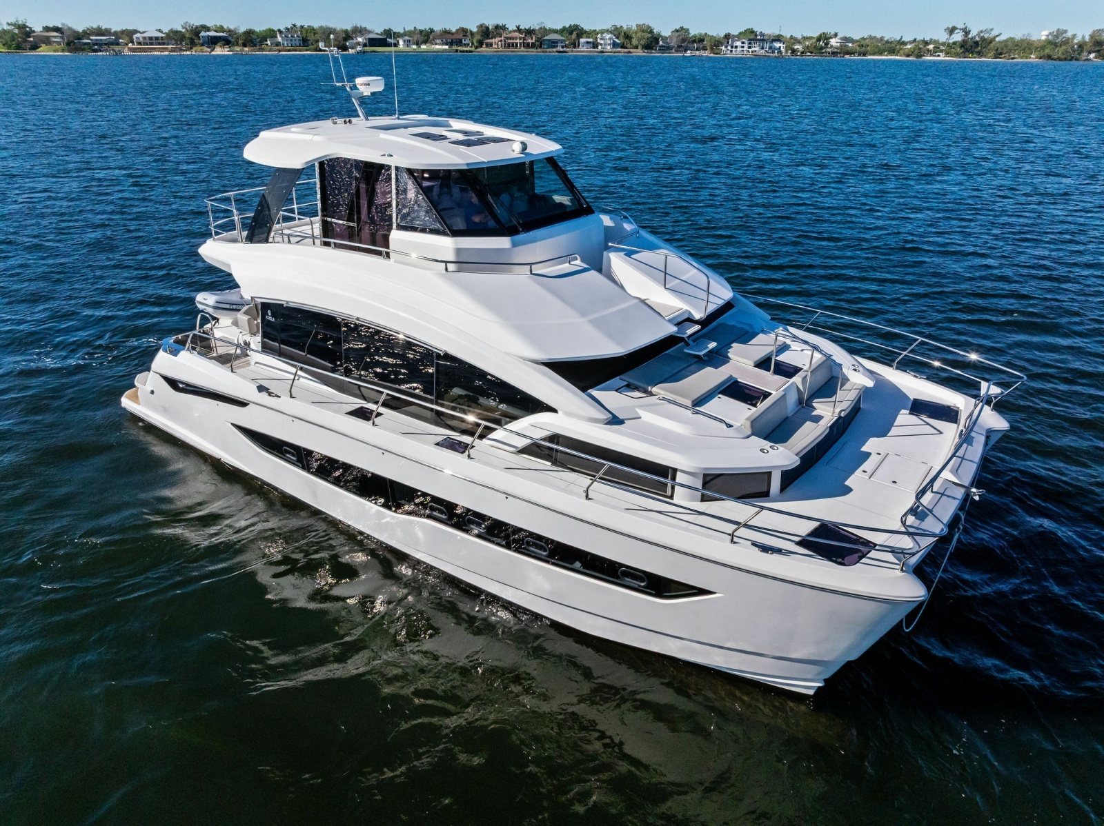 54' 2022 Aquila 54 Yacht
