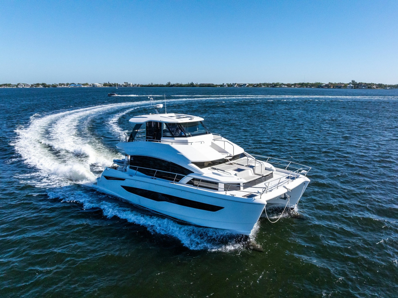 54' 2022 Aquila 54 Yacht