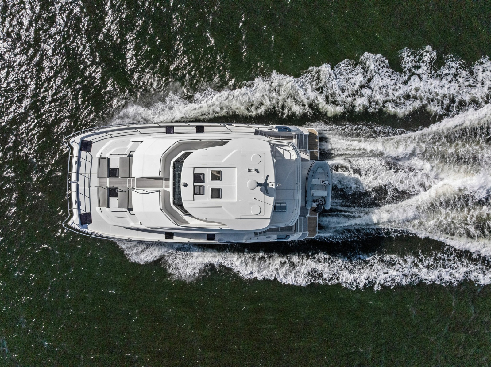 54' 2022 Aquila 54 Yacht