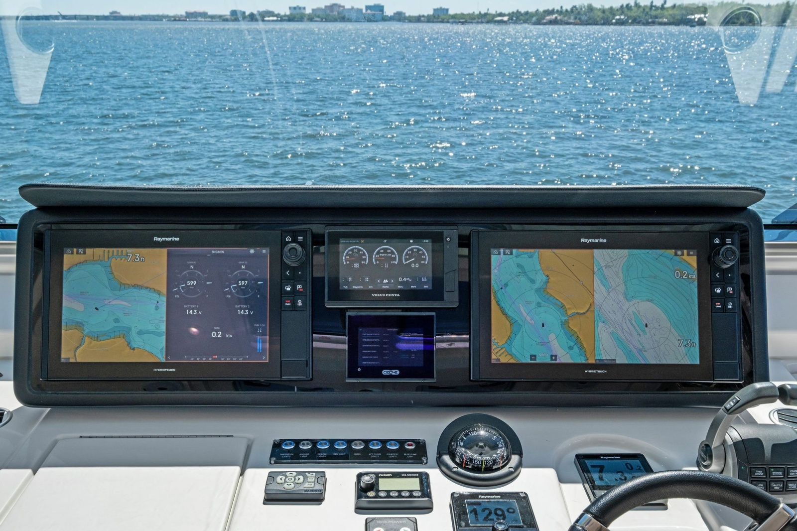 54' 2022 Aquila 54 Yacht