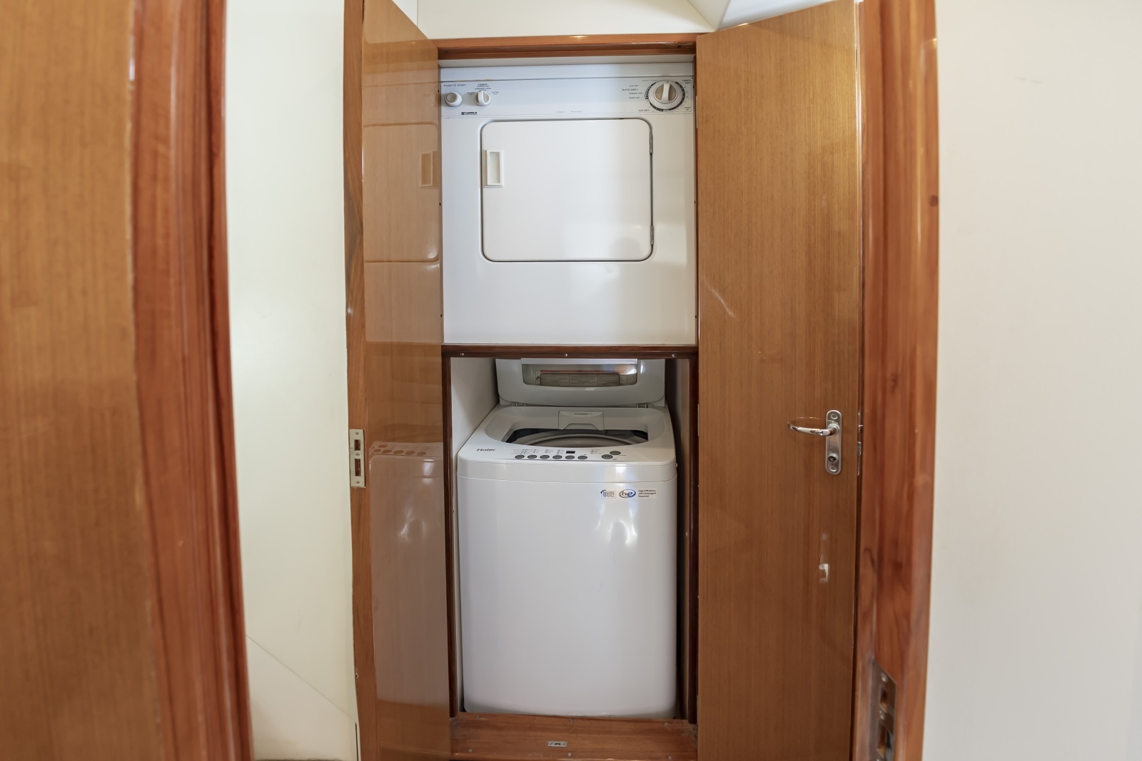 60VikingDarkHorse084