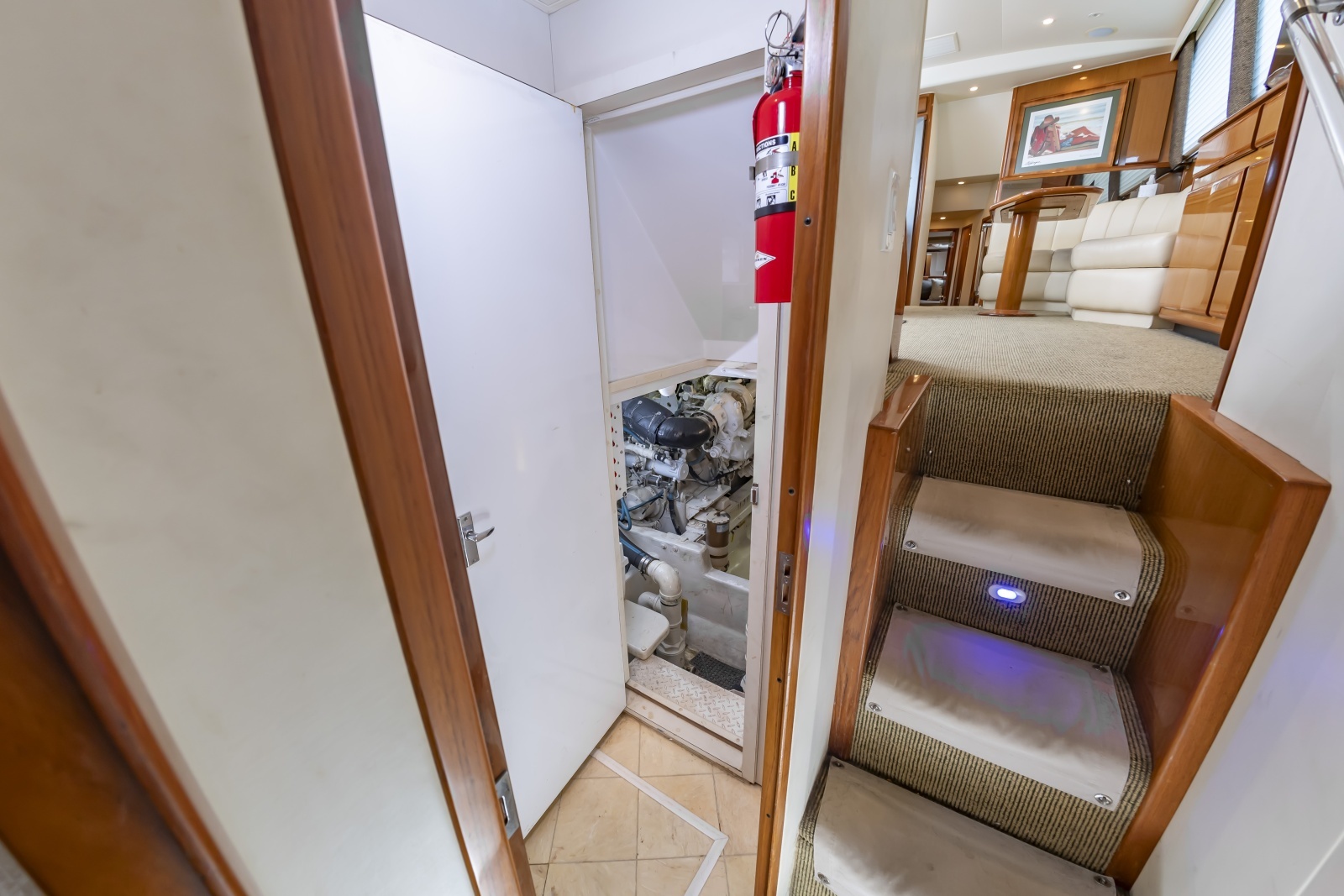 60VikingDarkHorse085