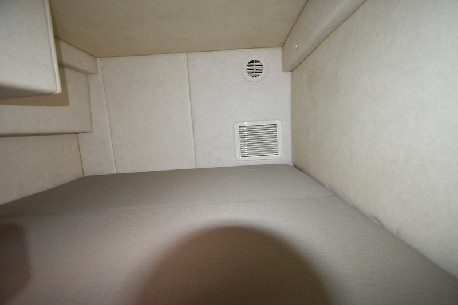 26' 2008 Sea Ray Sundancer 260