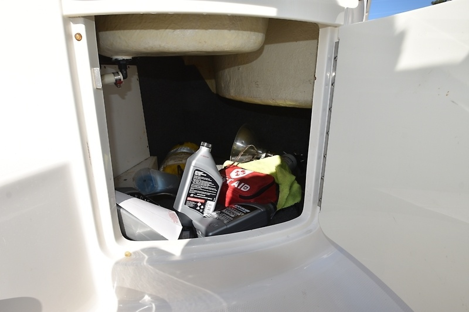 26' 2008 Sea Ray Sundancer 260